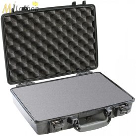   Peli Case 1470 műanyag védőtáska, tok 13" colos laptophoz/notebookhoz (vállpánt nélkül), választható felszereltséggel Belső: 397x265x95 mm