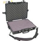 Peli Case 1495 műanyag védőtáska, tok 17" colos laptophoz/notebookhoz - szivacsos vagy üres. Belső: 479x333x97 mm