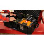Peli AIR CASE 1595 kerekes, gurulós műanyag védőtáska, védőtok, választható felszereltséggel Belső: 650 x 382 x 229 mm
