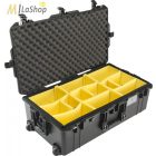 Peli AIR CASE 1615 gurulós műanyag védőtáska, védőtok, fekete színben, választható felszereltséggel Belső: 752x394x238 mm